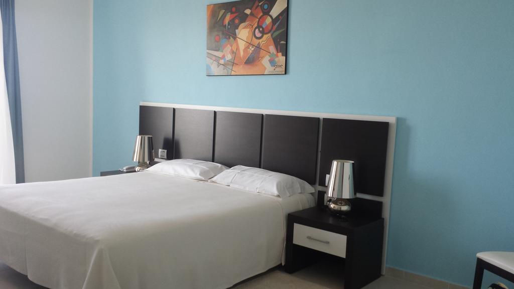 Buddi Hotel Platamona Exterior foto