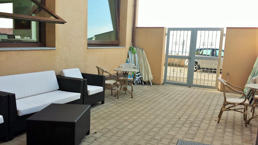 Buddi Hotel Platamona Exterior foto