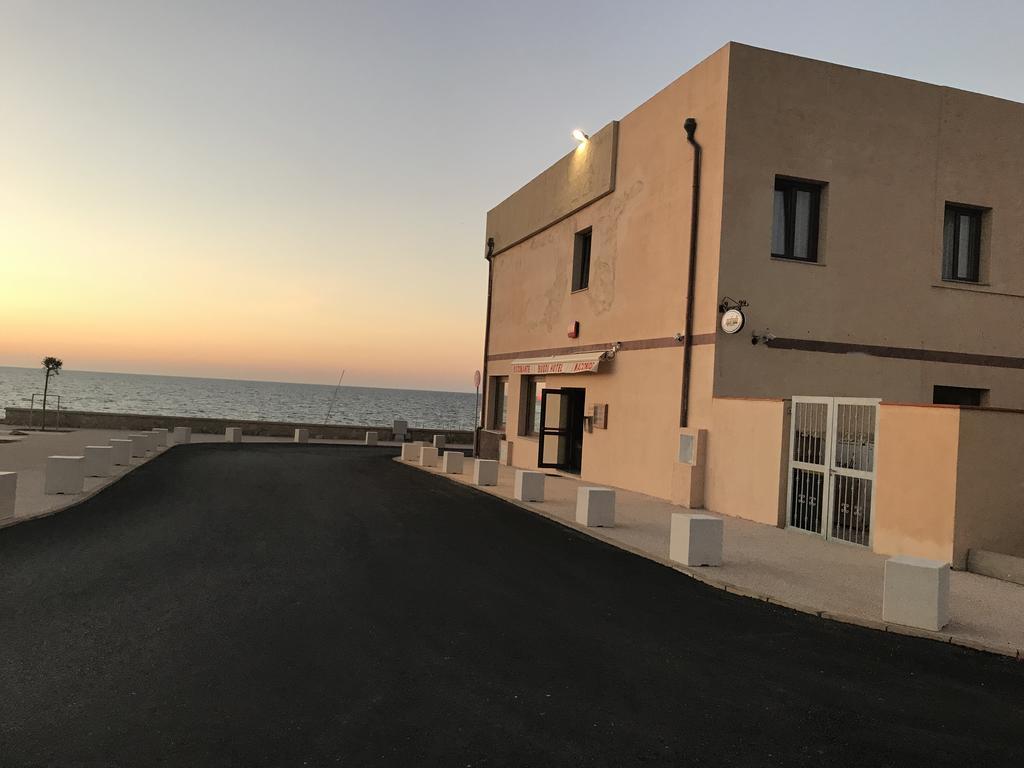 Buddi Hotel Platamona Exterior foto