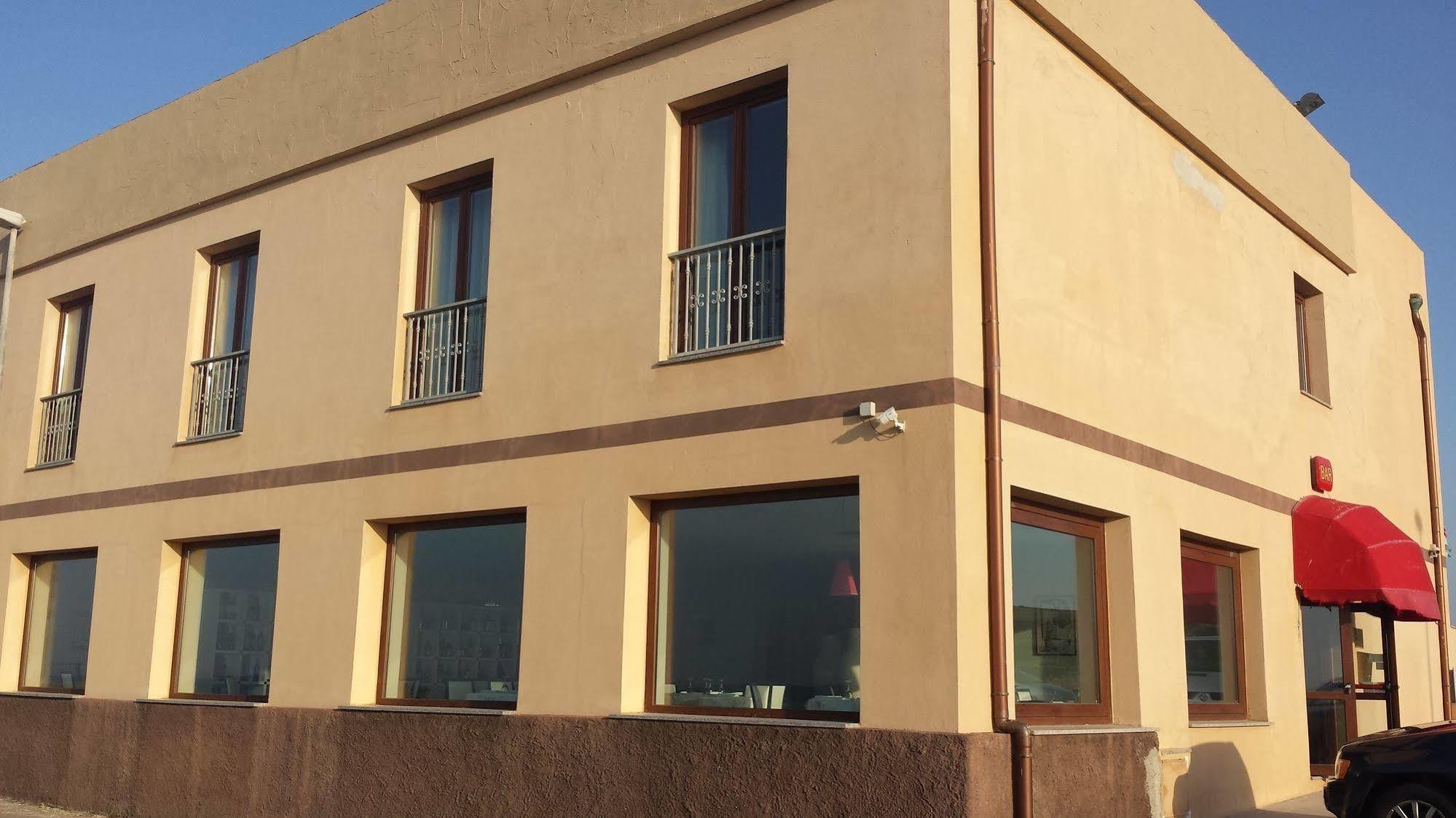 Buddi Hotel Platamona Exterior foto