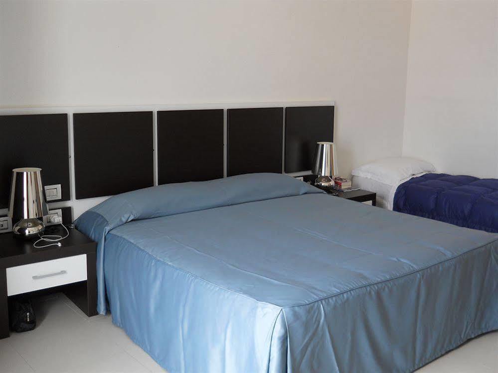 Buddi Hotel Platamona Exterior foto