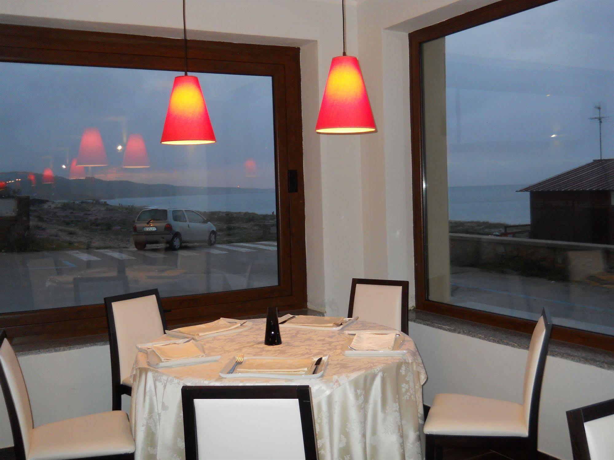 Buddi Hotel Platamona Exterior foto