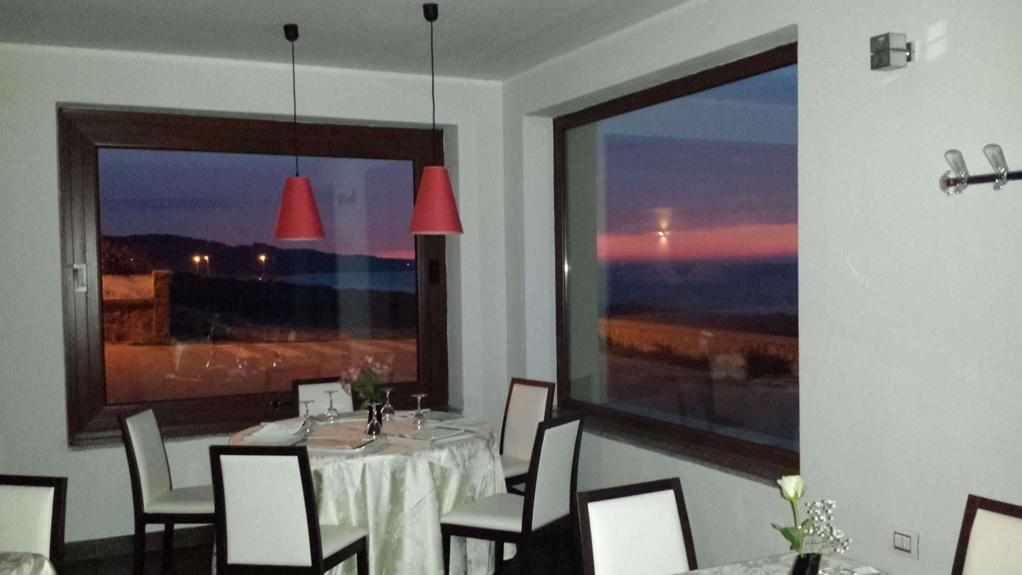 Buddi Hotel Platamona Exterior foto